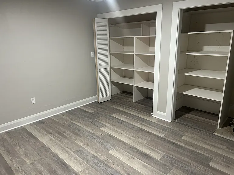 214 W Water St #1 — Photo 4