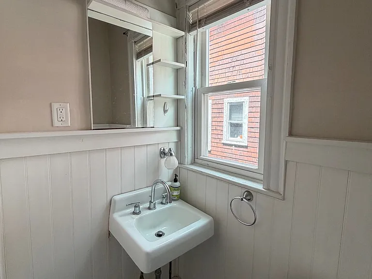 78 Bristol Rd — Photo 13