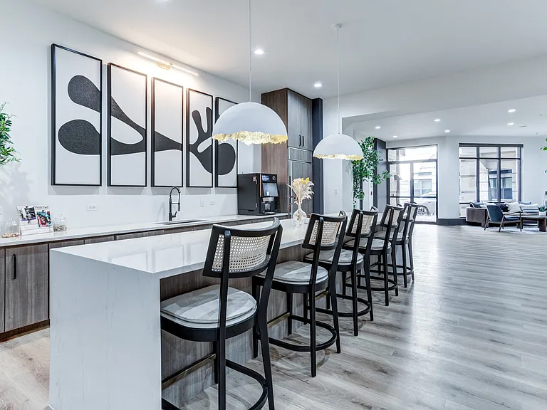 Caroline Post Oak — Photo 10