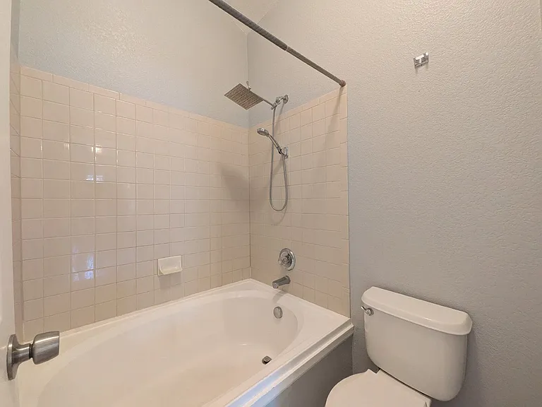 1049 S Walden Way #259 — Photo 9