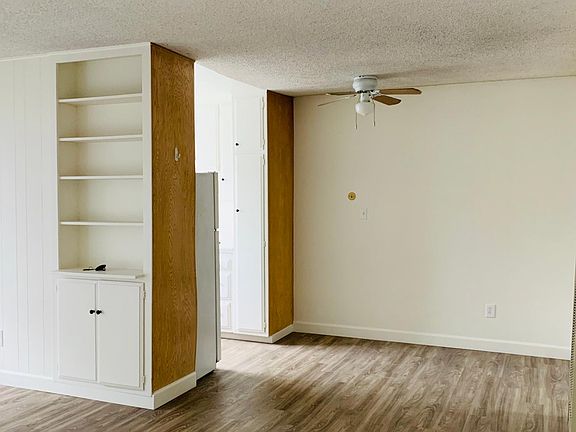 4th image of 1320 Felspar St