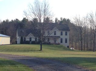 2056 Fisher Ct, Howell, MI 48855