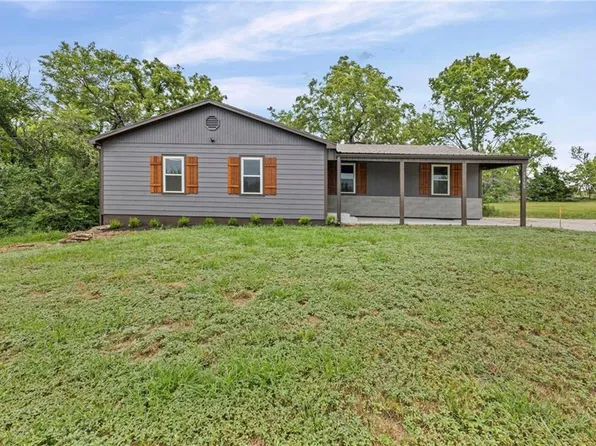 39580 John Brown Hwy, Osawatomie, KS 66064