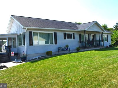 201 N Mechanic St, Fredericksburg, PA, 17026