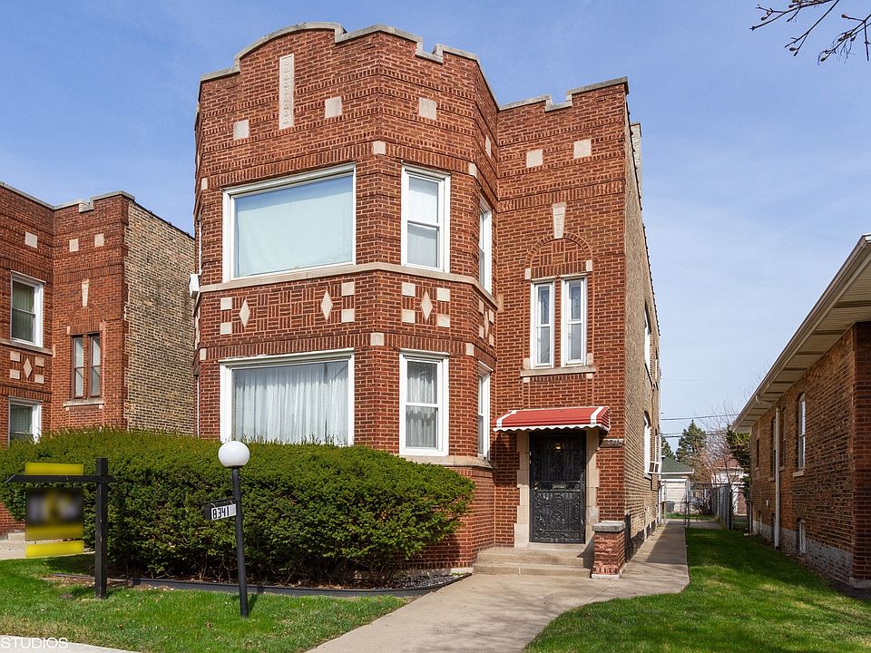 1st image of 8341 S Paxton Ave