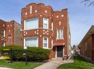 8341 S Paxton Ave, Chicago, IL