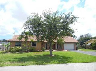 2042 Park Pl, Boca Raton, FL 33486