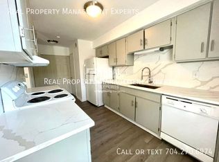 9135 Spyglass Pl Unit D, Charlotte, NC 28214