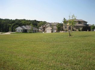 967 Camp Cardinal Rd, Iowa City, IA 52246