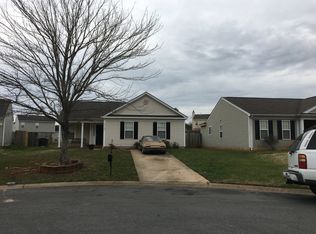 6117 Whispering Brook Ct, Charlotte, NC 28216