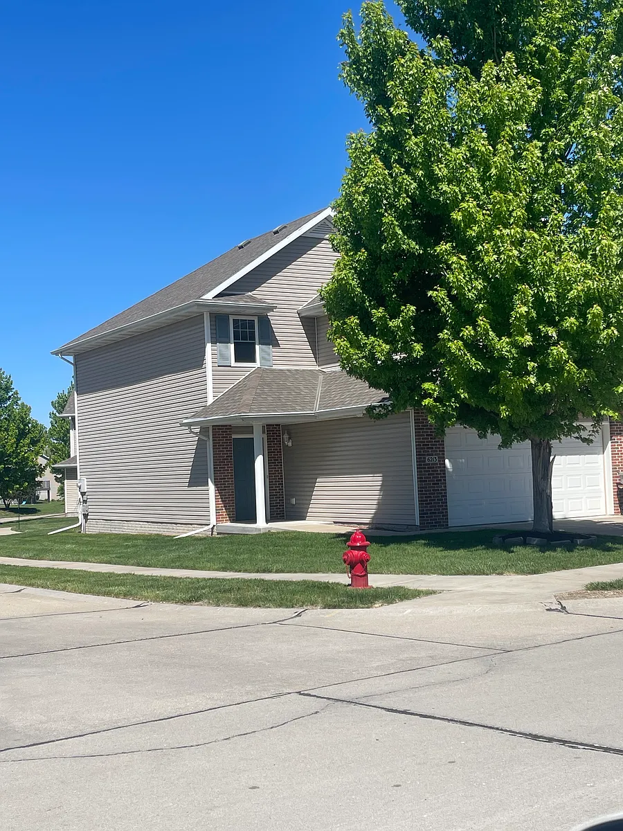 Building Photo - 6213 Windhaven Dr