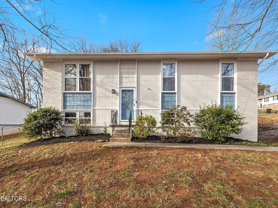 1st image of 6610 Hunters Glen Dr