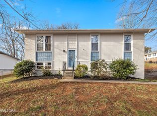 6610 Hunters Glen Dr, Knoxville, TN 37921