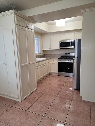 3732 E Live Oak St Photo 1