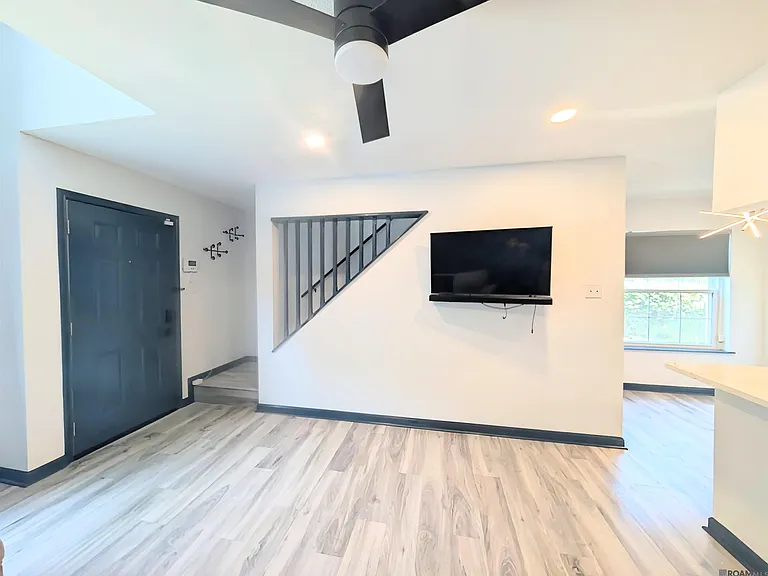 141 E Boyd Dr #508 — Photo 6