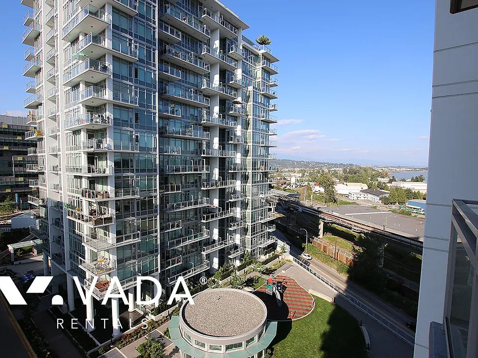 200 Nelsons Cres #906