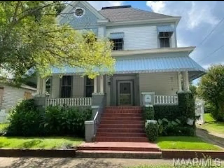 458 S Jackson St — Photo 1