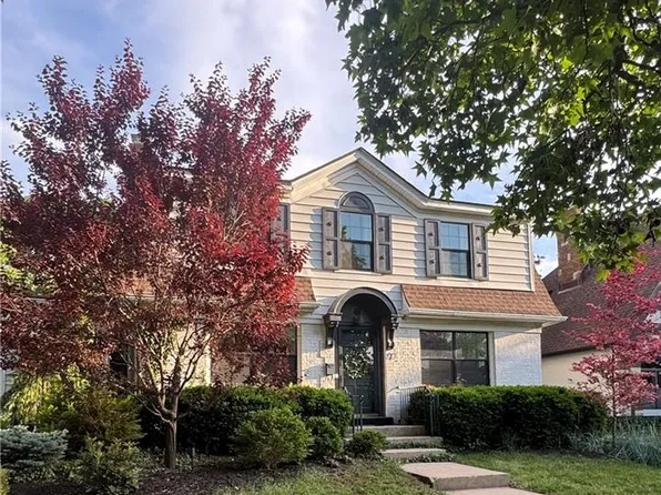 27 W Winthrope Rd, Kansas City, MO 64113