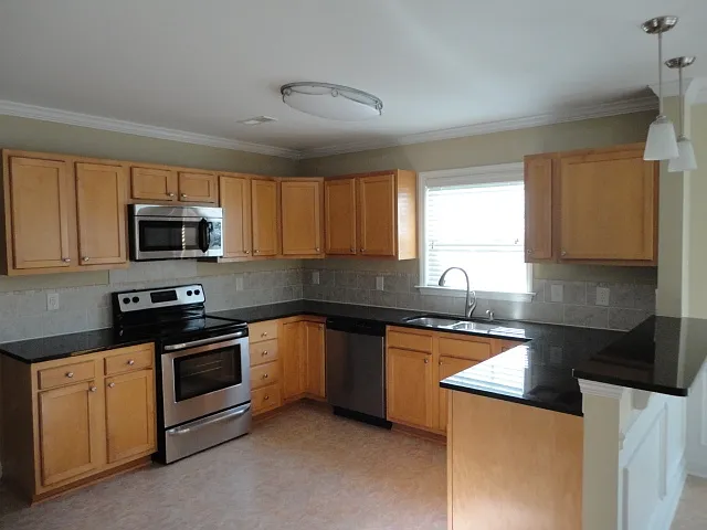 Building Photo - 5818 Chesridge Ln