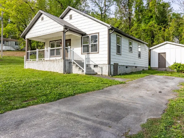 1109 Royston St, Rossville, GA 30741