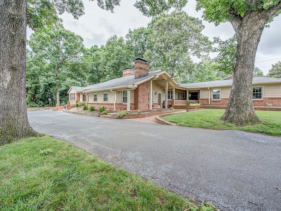 1st image of 3659 Sherwood Cir