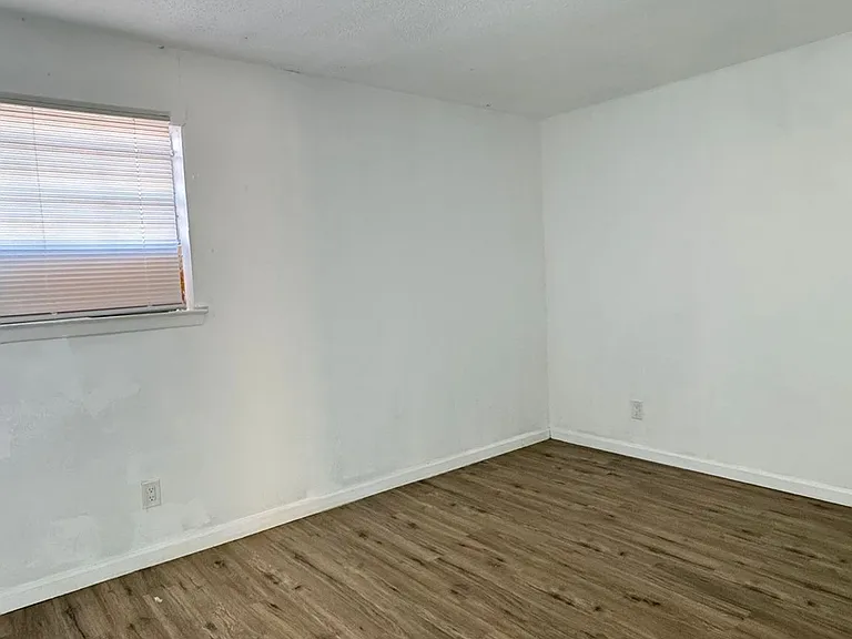 Fortune Square Apartments — Photo 9