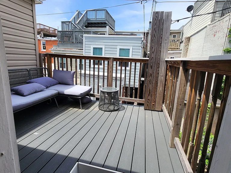 224 S Duncan St — Photo 1