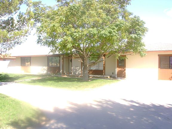 sit on the porch and enjoy the quiet surroundings