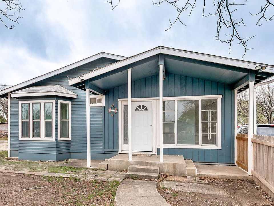 1st image of 146 Caddo #A