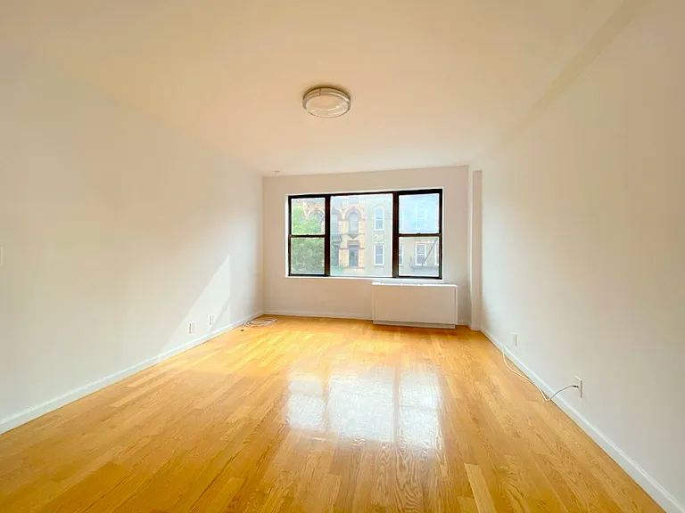 67 E 3rd St #4A — Photo 2