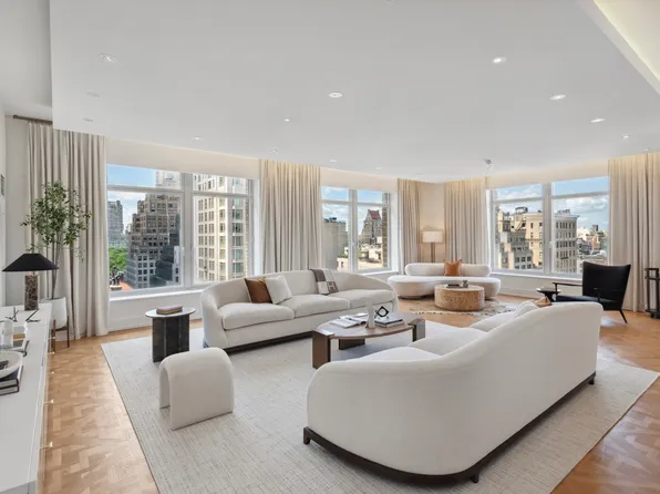 515 Park Avenue image 1 of 15