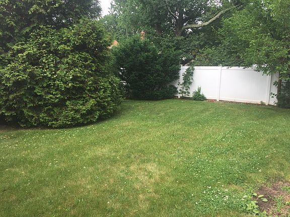 2nd image of 18 Norwich St