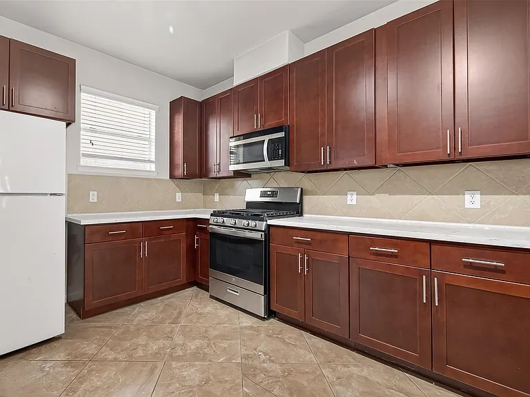21711 Crest Peak Way — Photo 18