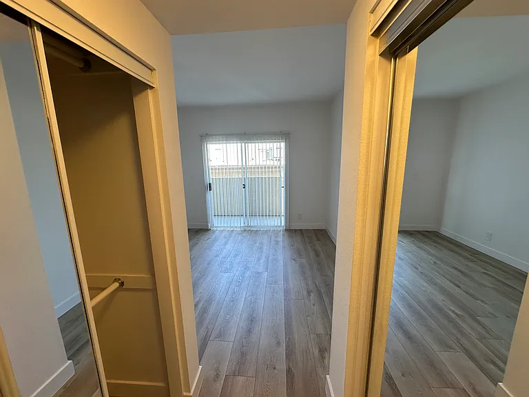 1059 S Bedford St #202 — Photo 11