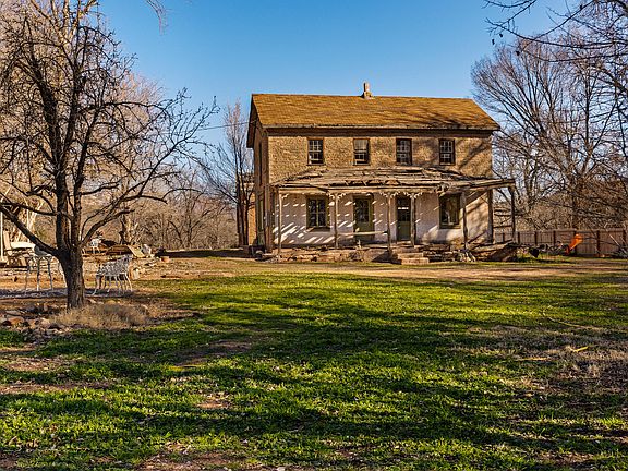 2nd image of 83 Hundred