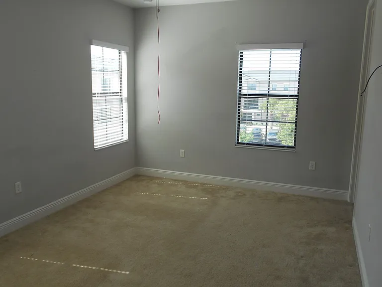 12943 Cats Claw Ln — Photo 11