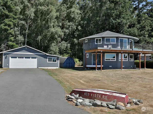 453 Vista Road, Freeland, WA 98249