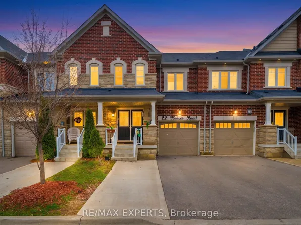 22 Hoover Rd, Brampton, ON L7A 4L2