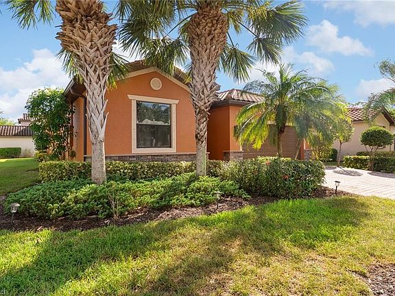 3rd image of 11068 Cherry Laurel DR E