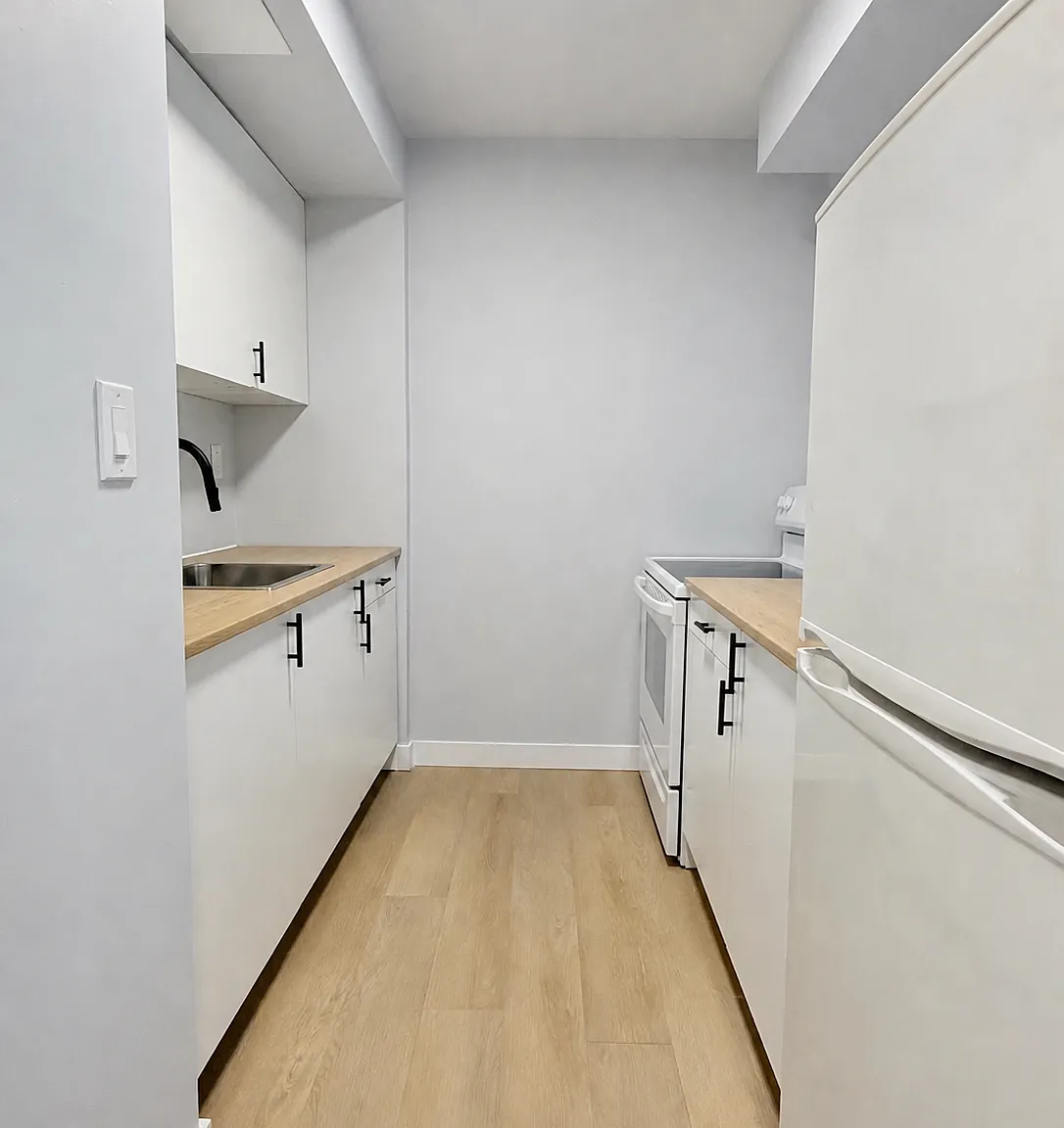 2 bed, $1,356 — Photo 1