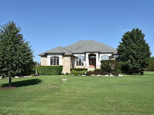 1st image of 17743 Crystal Lake Dr