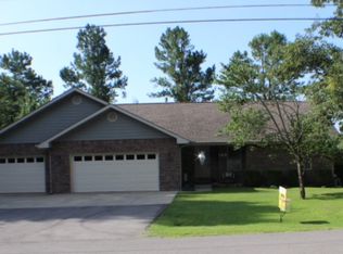 183 Golf Course Ter, Bull Shoals, AR 72619