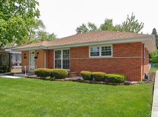 2213 Mayfair Ave, Westchester, IL 60154