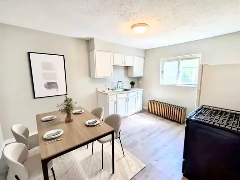 219 North Ave #1 — Photo 3