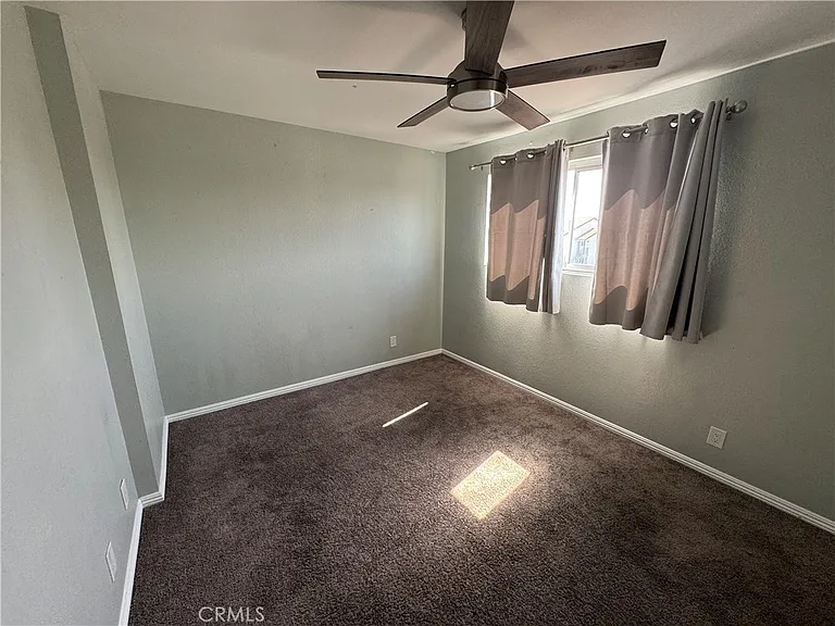810 W Lambert Rd — Photo 28