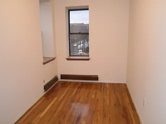 Rented by Urban Realty NYC