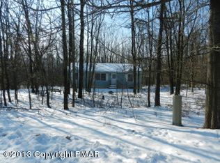 2130 Village Rd, Effort, PA 18330