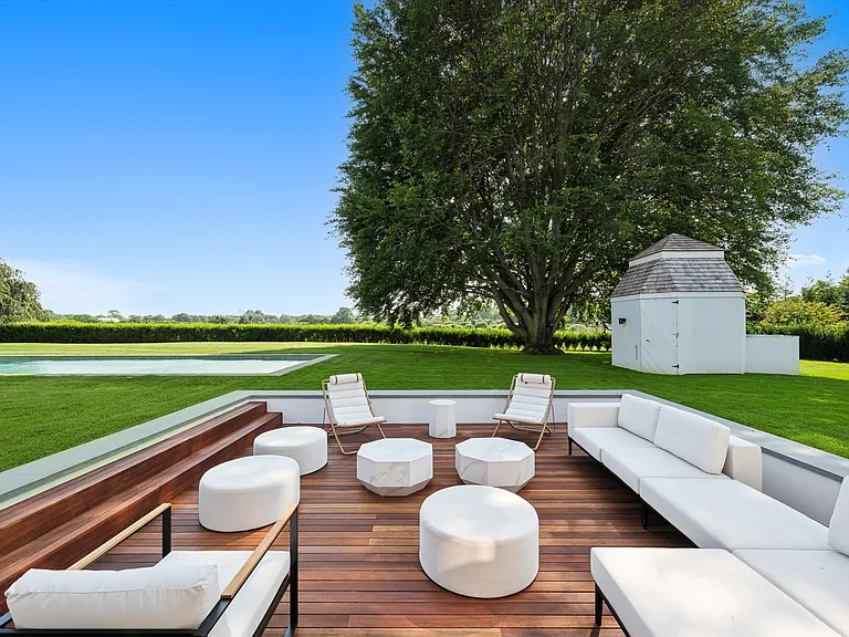 627 Sagaponack Rd — Photo 25