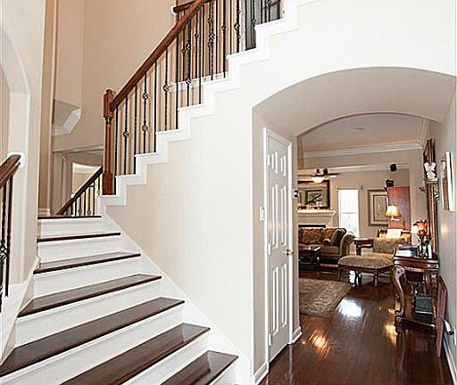 4th image of 303 N Elder Grove Dr