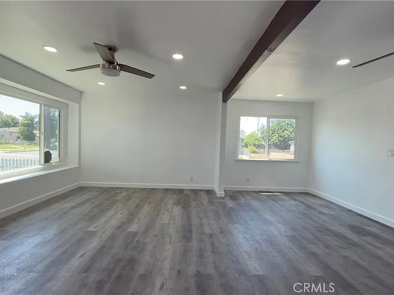 801 N Sabina St — Photo 8